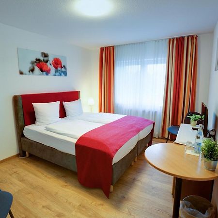Hotel Leo Muehlhausen Exteriör bild