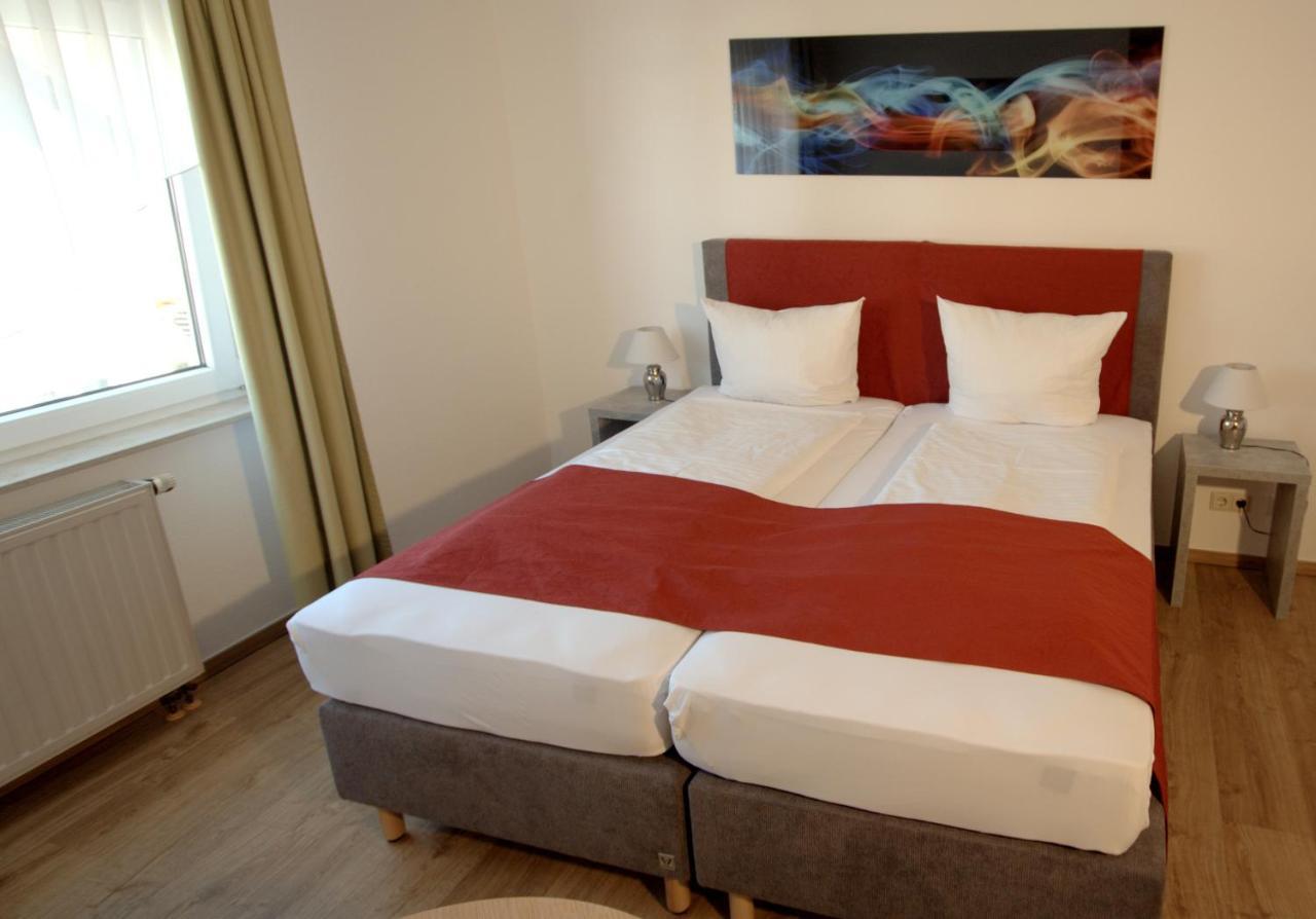 Hotel Leo Muehlhausen Exteriör bild