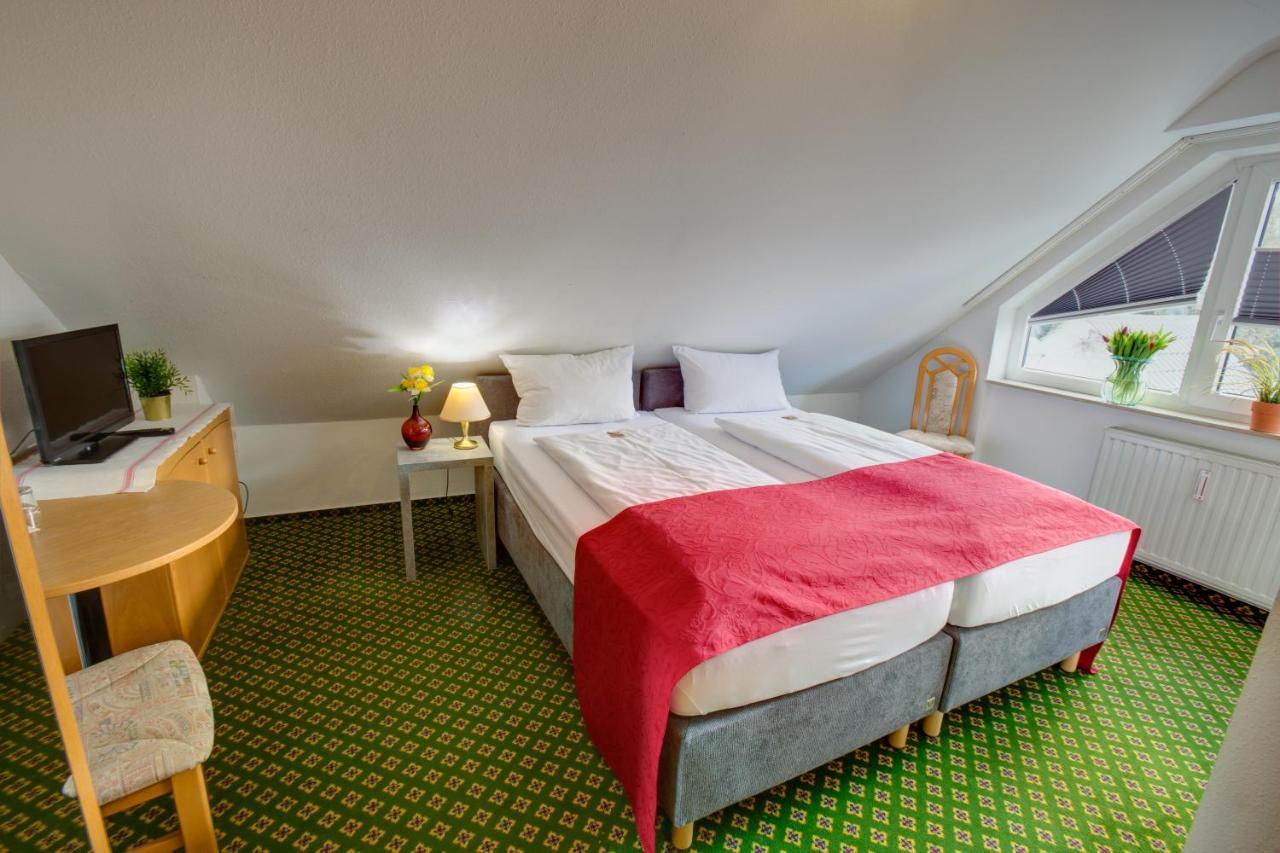 Hotel Leo Muehlhausen Exteriör bild