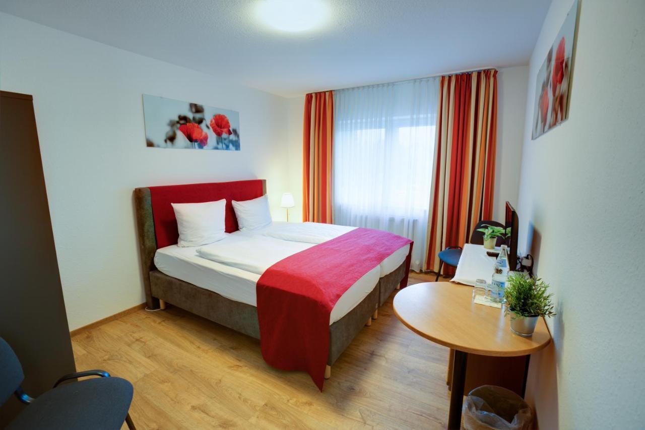 Hotel Leo Muehlhausen Exteriör bild